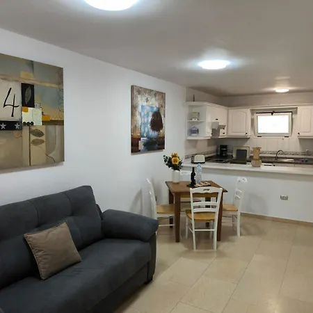 Apartment Vivienda Con Piscina En El